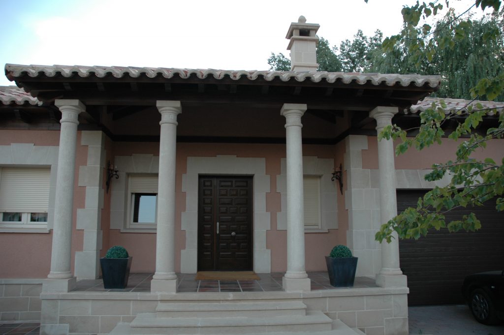 Columnas - Construpiedra Sanz - Distintos materiales y acabados